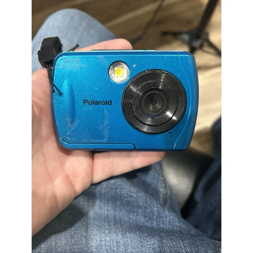 Polaroid IS048 Waterproof 16MP Digital Action Camera Handheld Tested Works